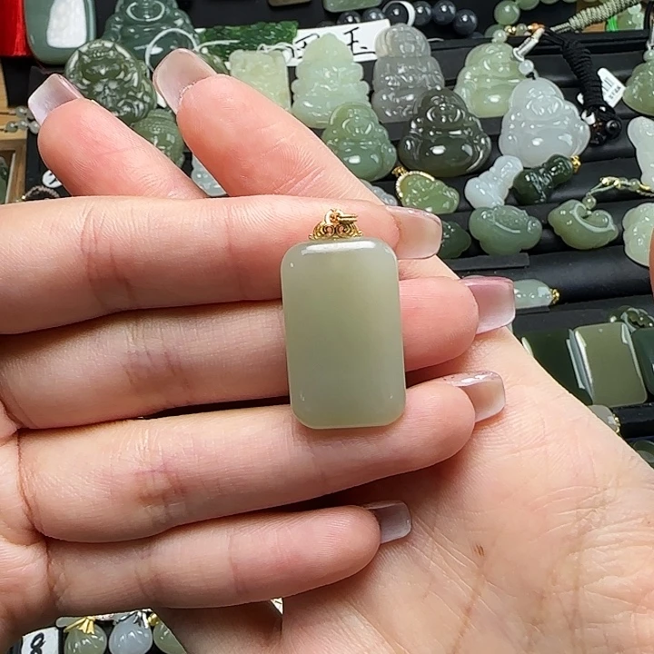 颈饰银S925镶嵌和田玉