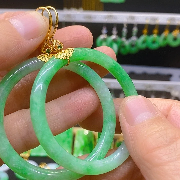 翡翠耳饰18K金镶嵌耳坠