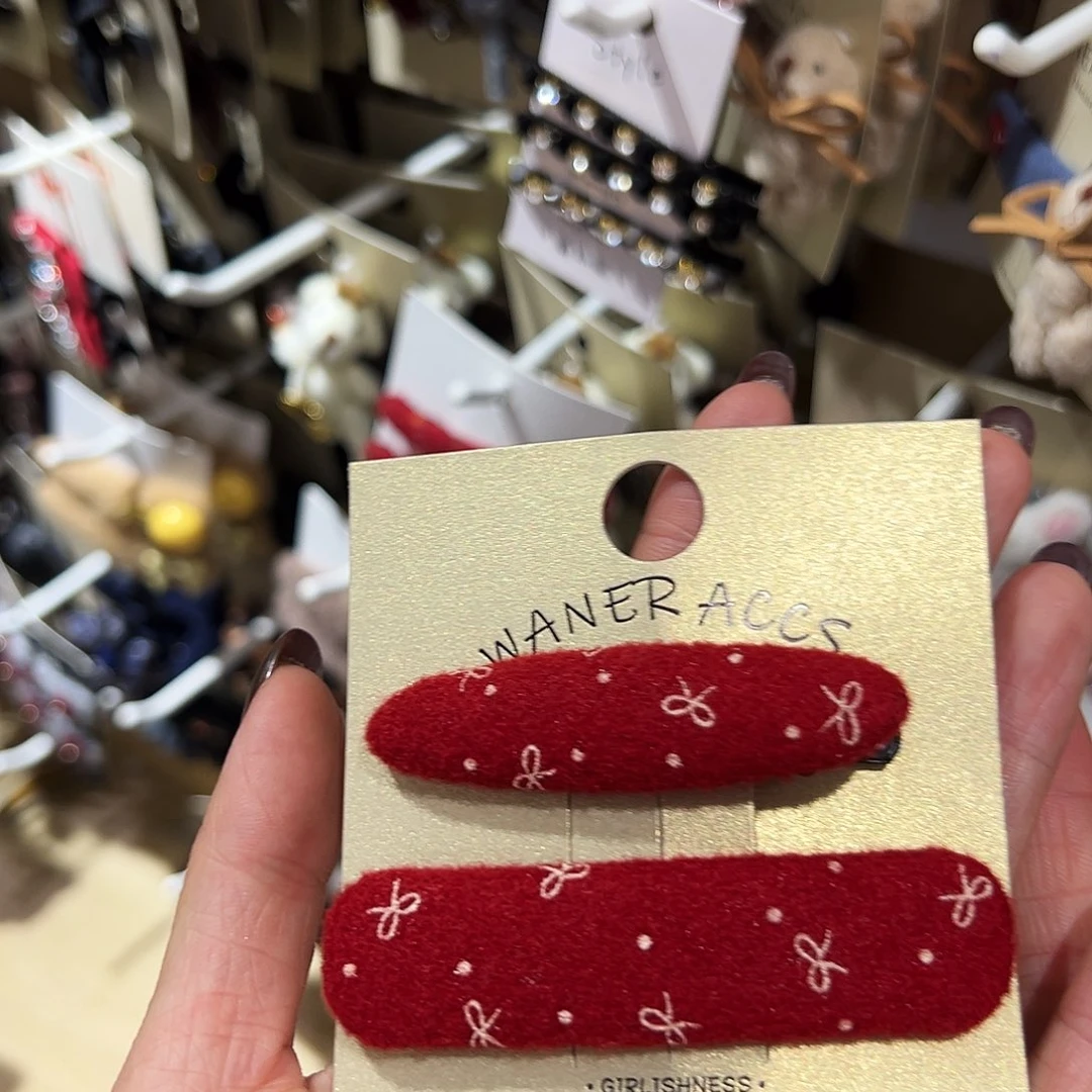 皮质非金属红色鸭嘴拜拜