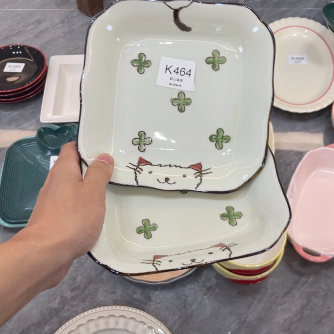 陶瓷微瑕餐具介意勿拍，满18飞！