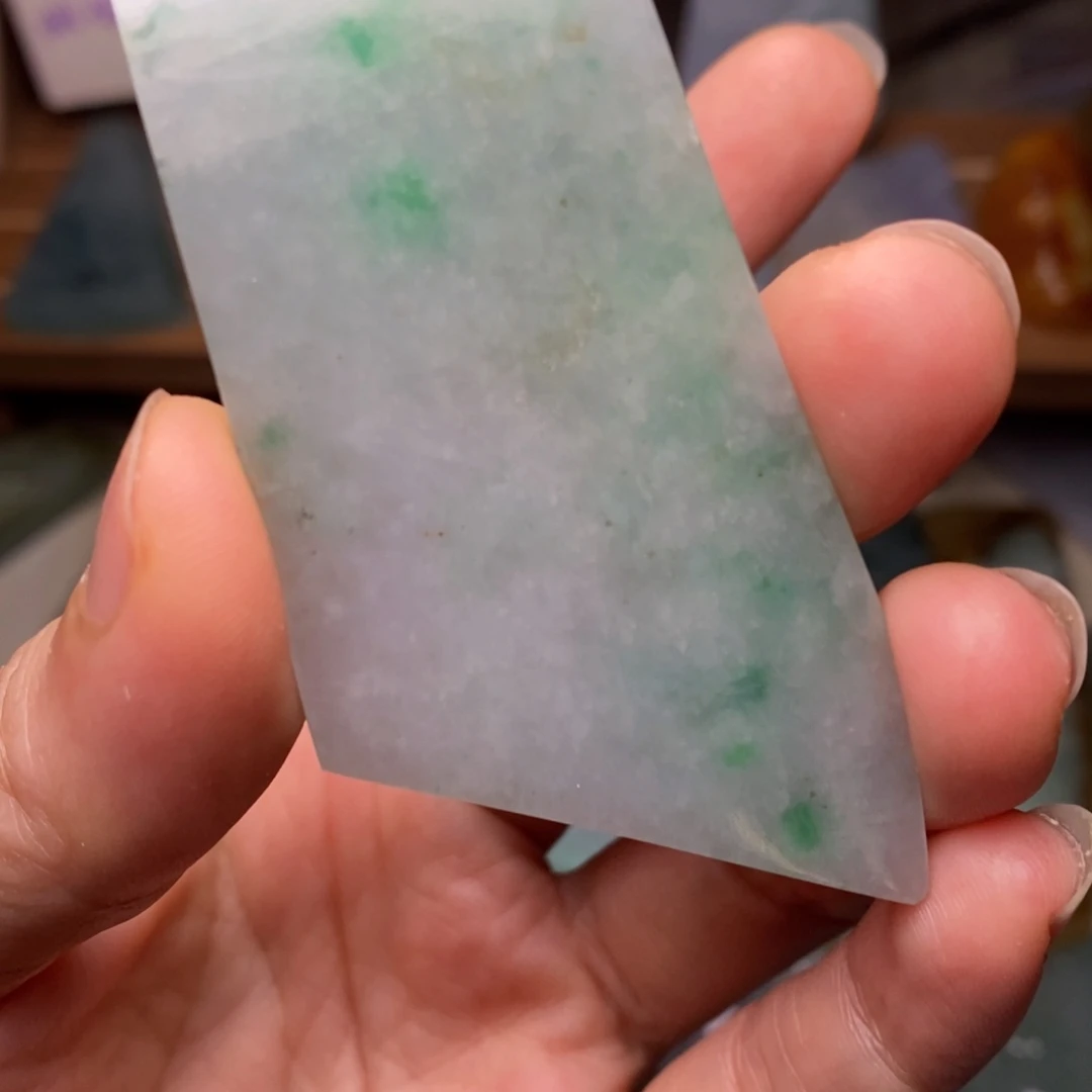 翡翠未镶嵌颈饰天然