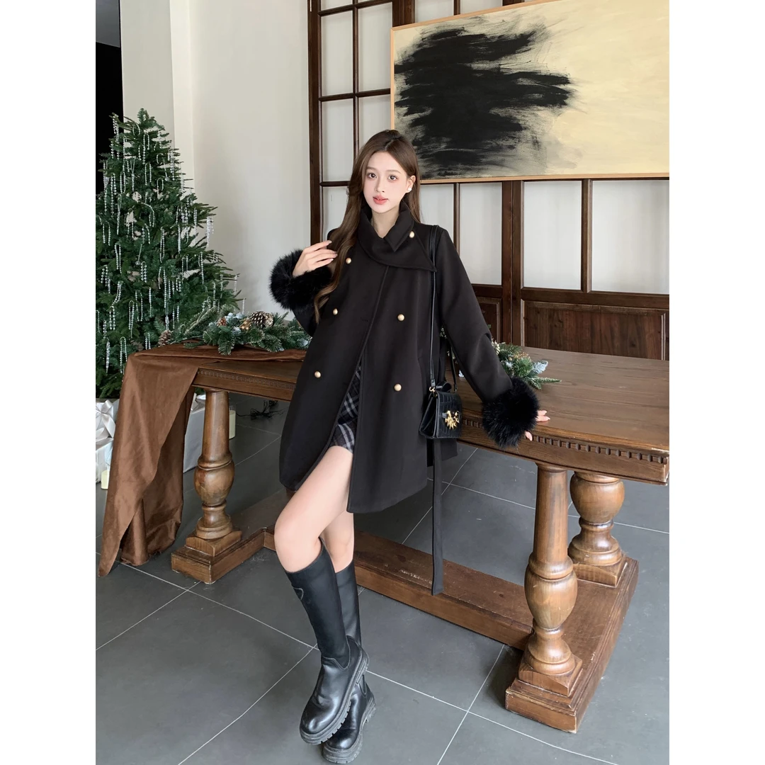 大码高级感秋冬新品毛呢大衣短款气质显瘦收腰外套百搭休闲外套