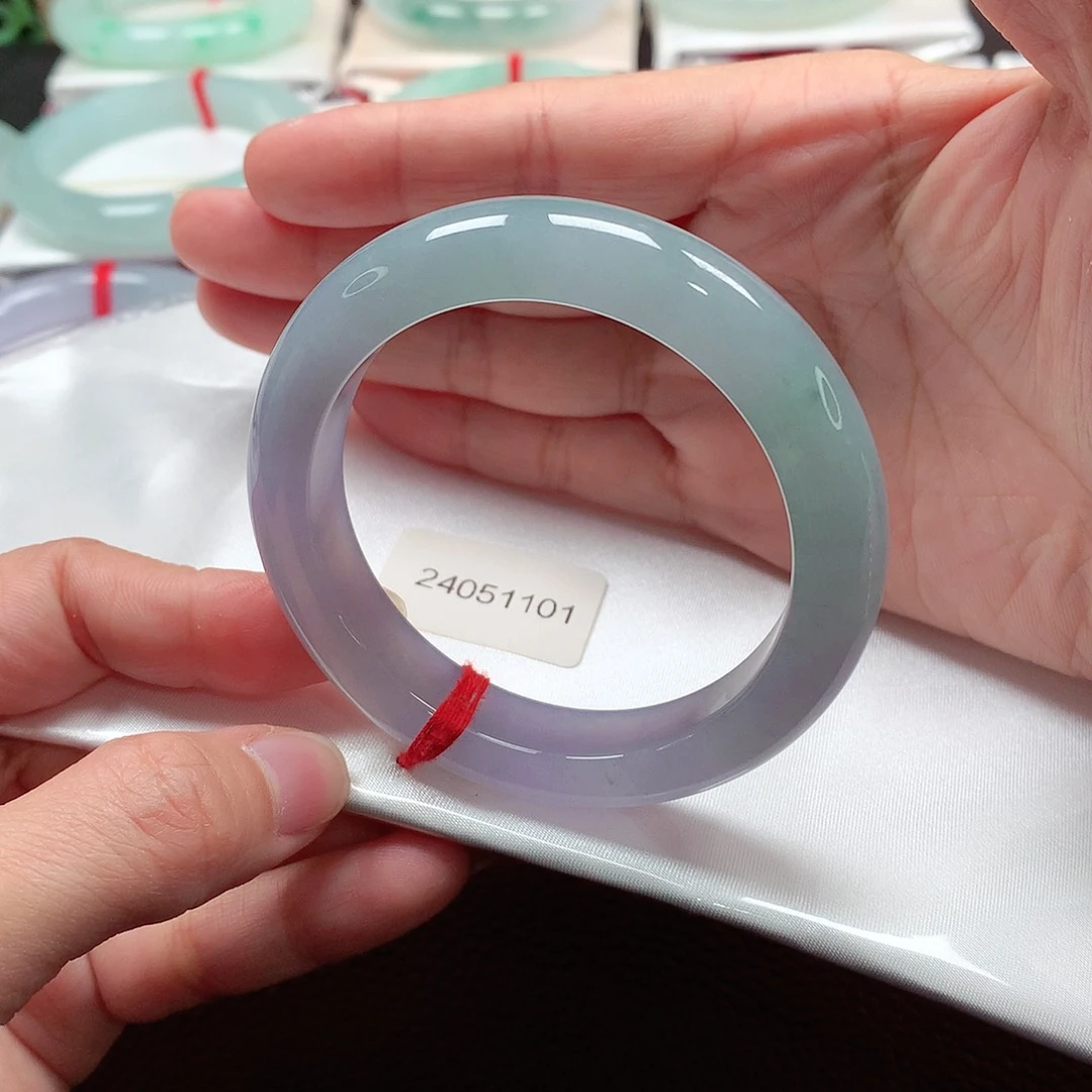 翡翠手镯未镶嵌天然A货翡翠手镯