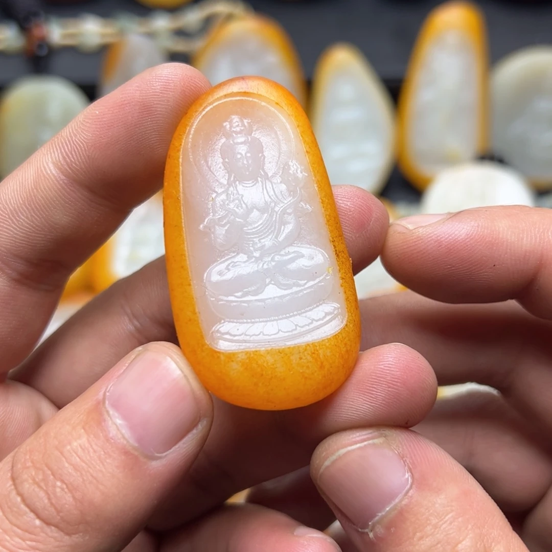 和田玉未镶嵌挂件