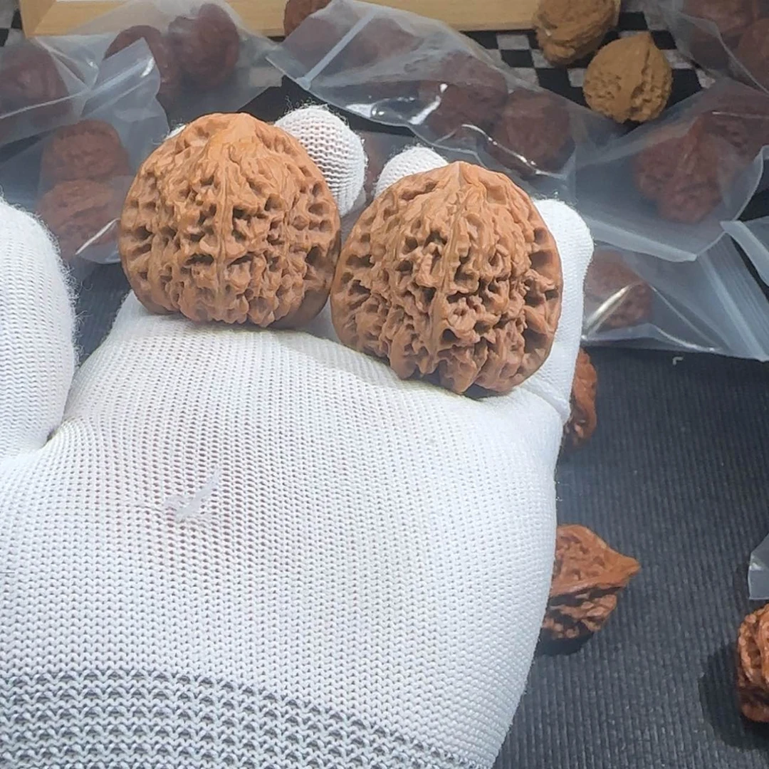 【闪购商品】文玩核桃把件南疆