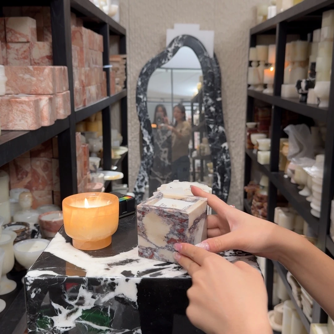 大理石A120。 人。