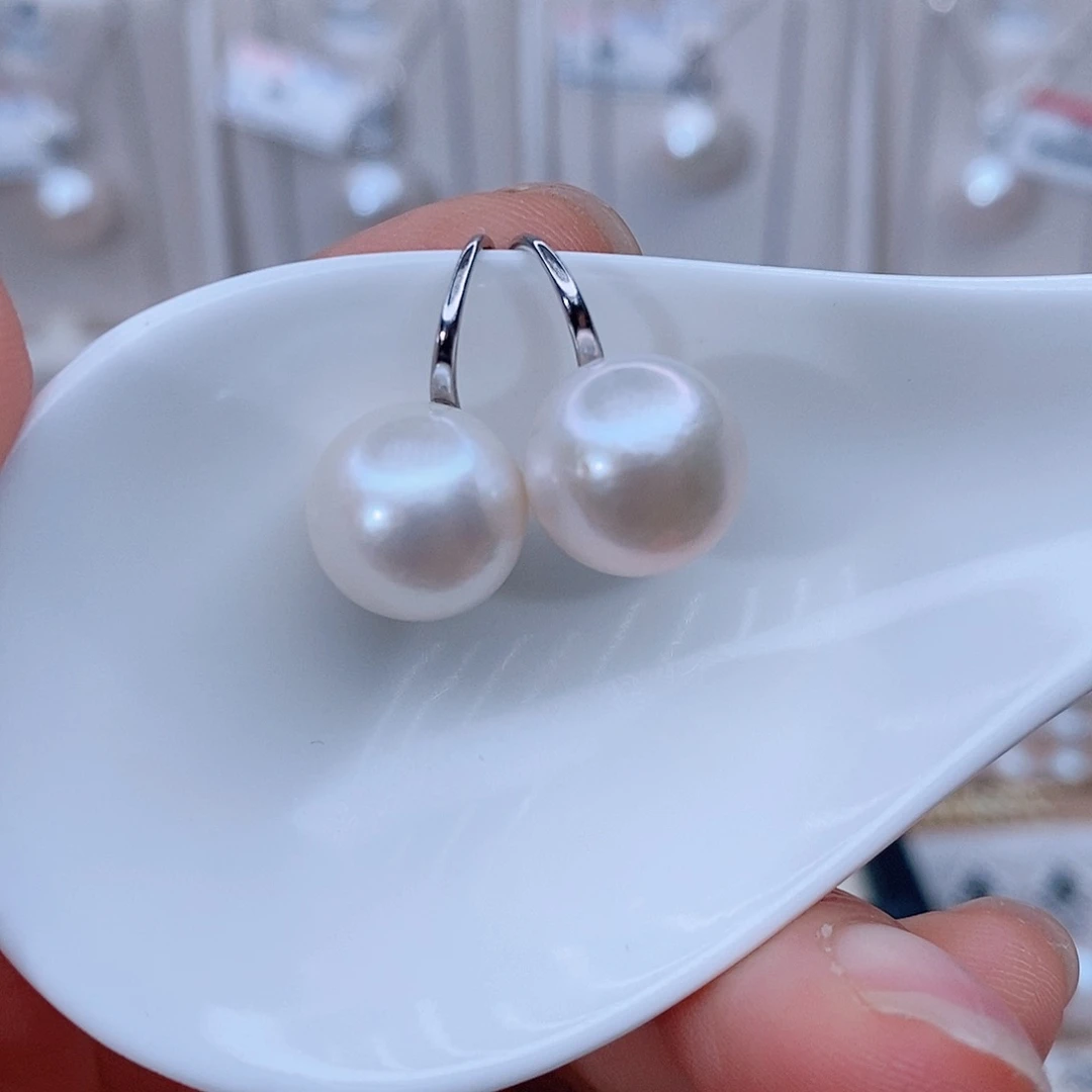 颈饰银S925镶嵌淡水珍珠