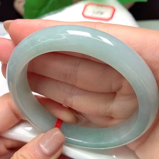 翡翠未镶嵌手镯正圈9号