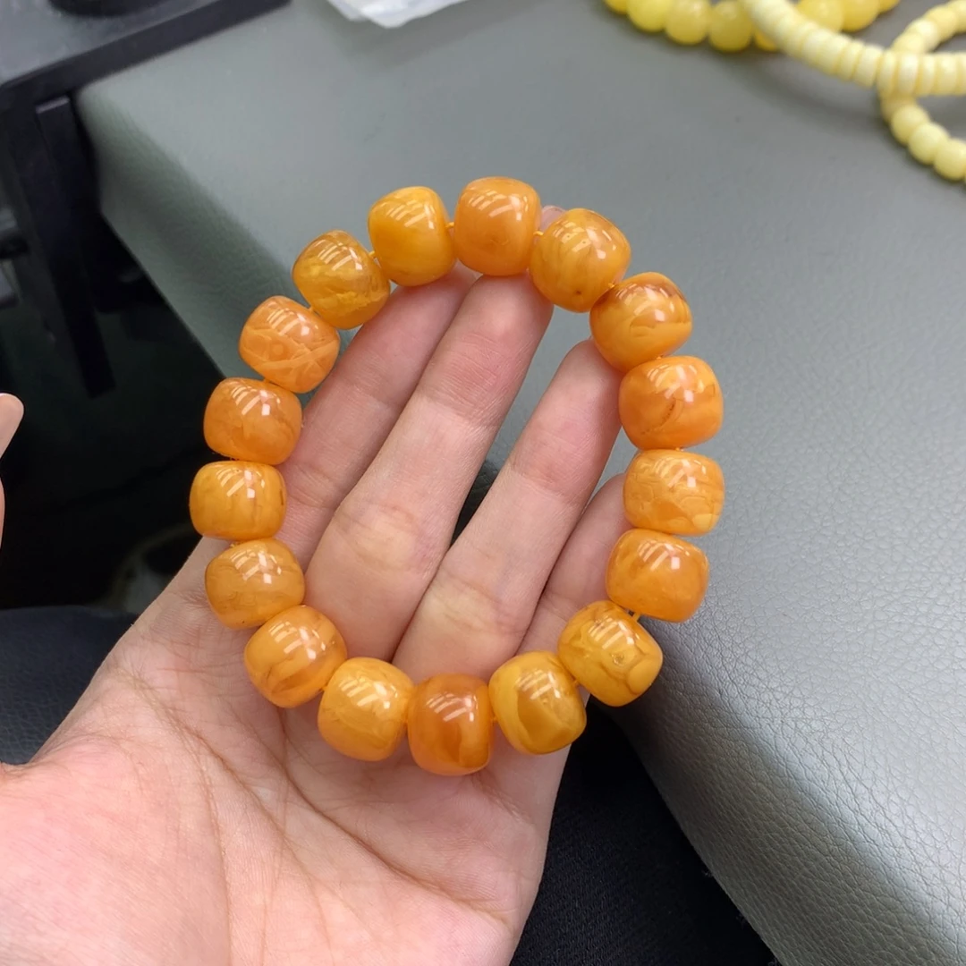 琥珀未镶嵌珠宝奇石14