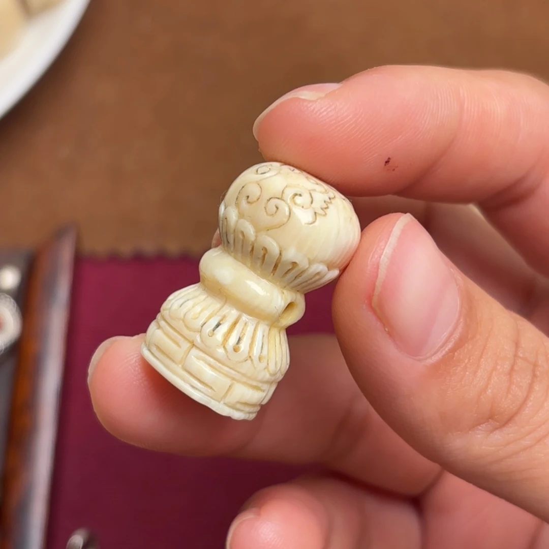 玻璃颈饰藏传小配饰