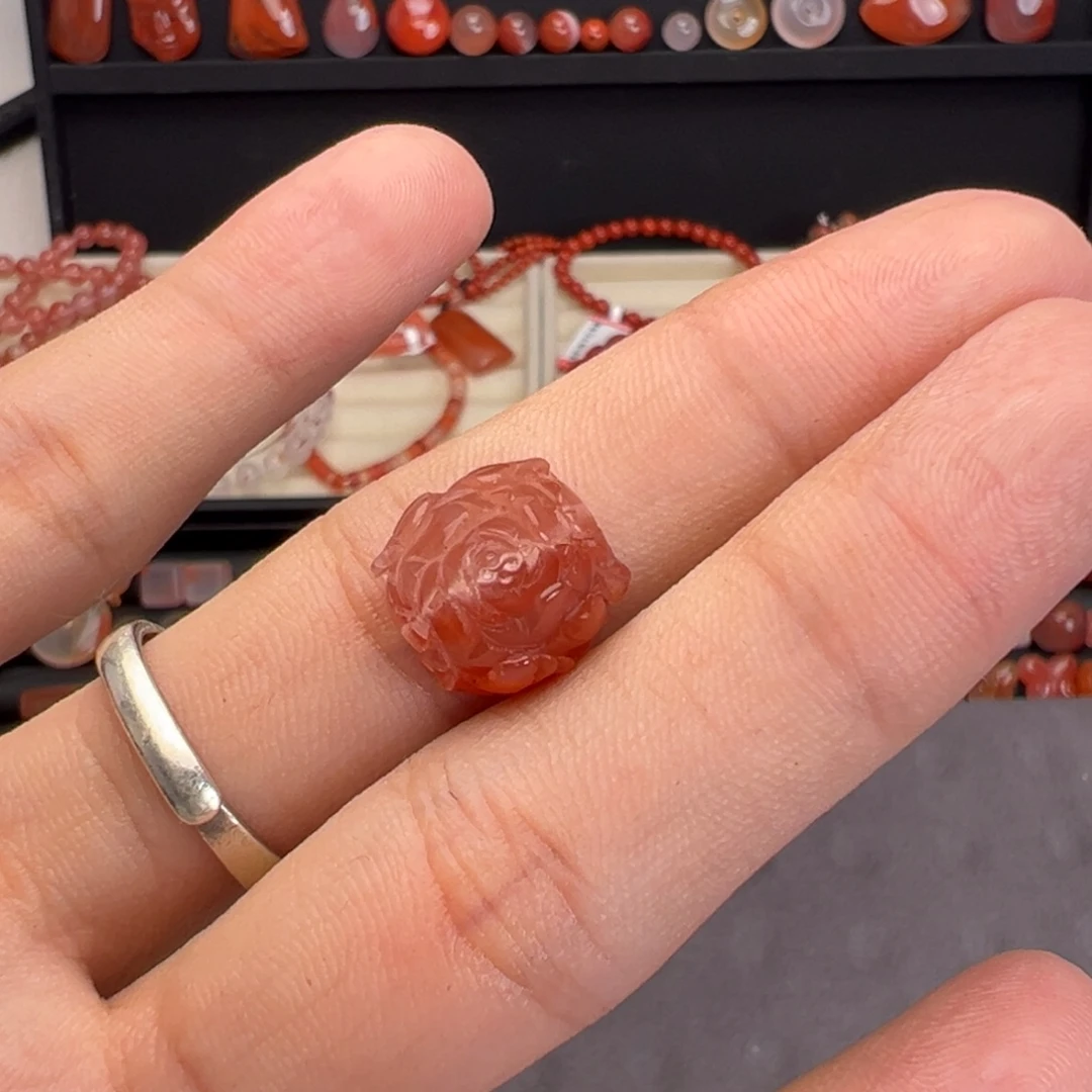 用***0南红玛瑙未镶嵌颈饰花
