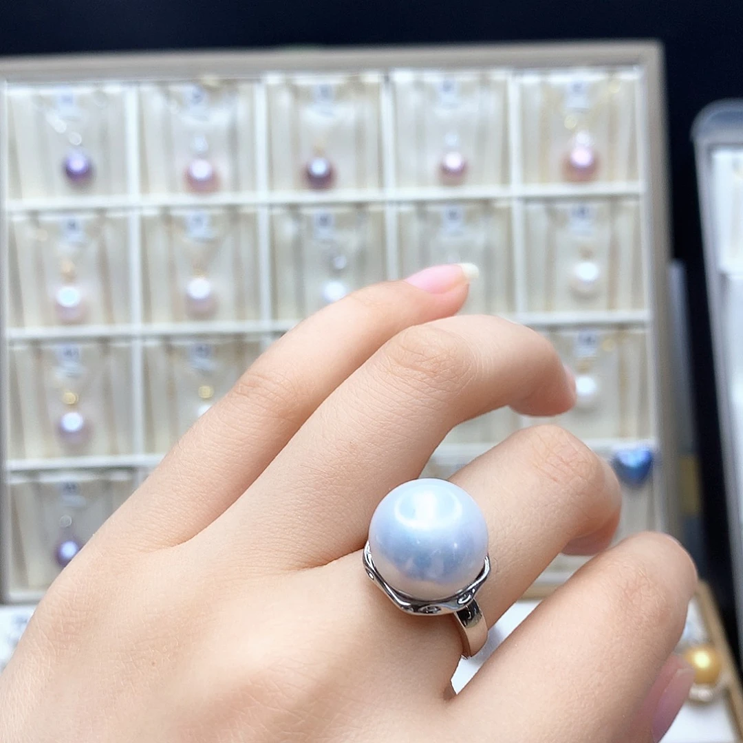 淡水珍珠合金颈饰