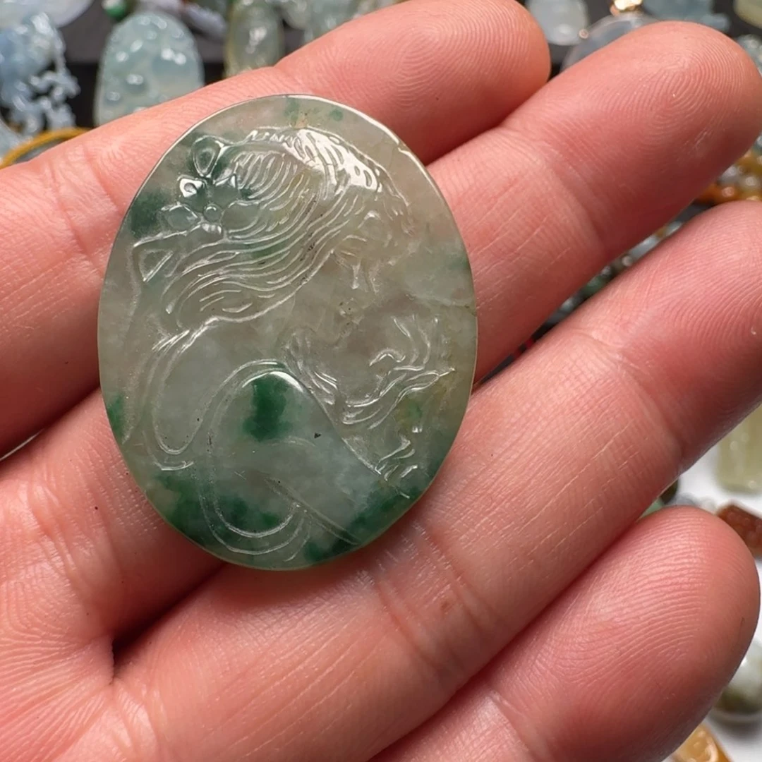 翡翠手链未镶嵌书*