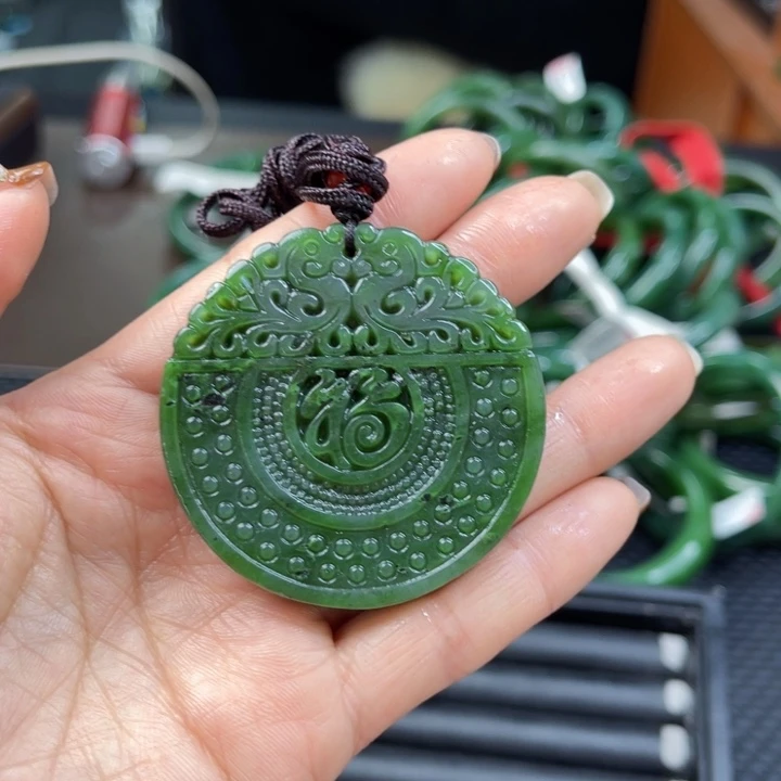 【闪购商品】和田玉(碧玉)颈饰未镶嵌