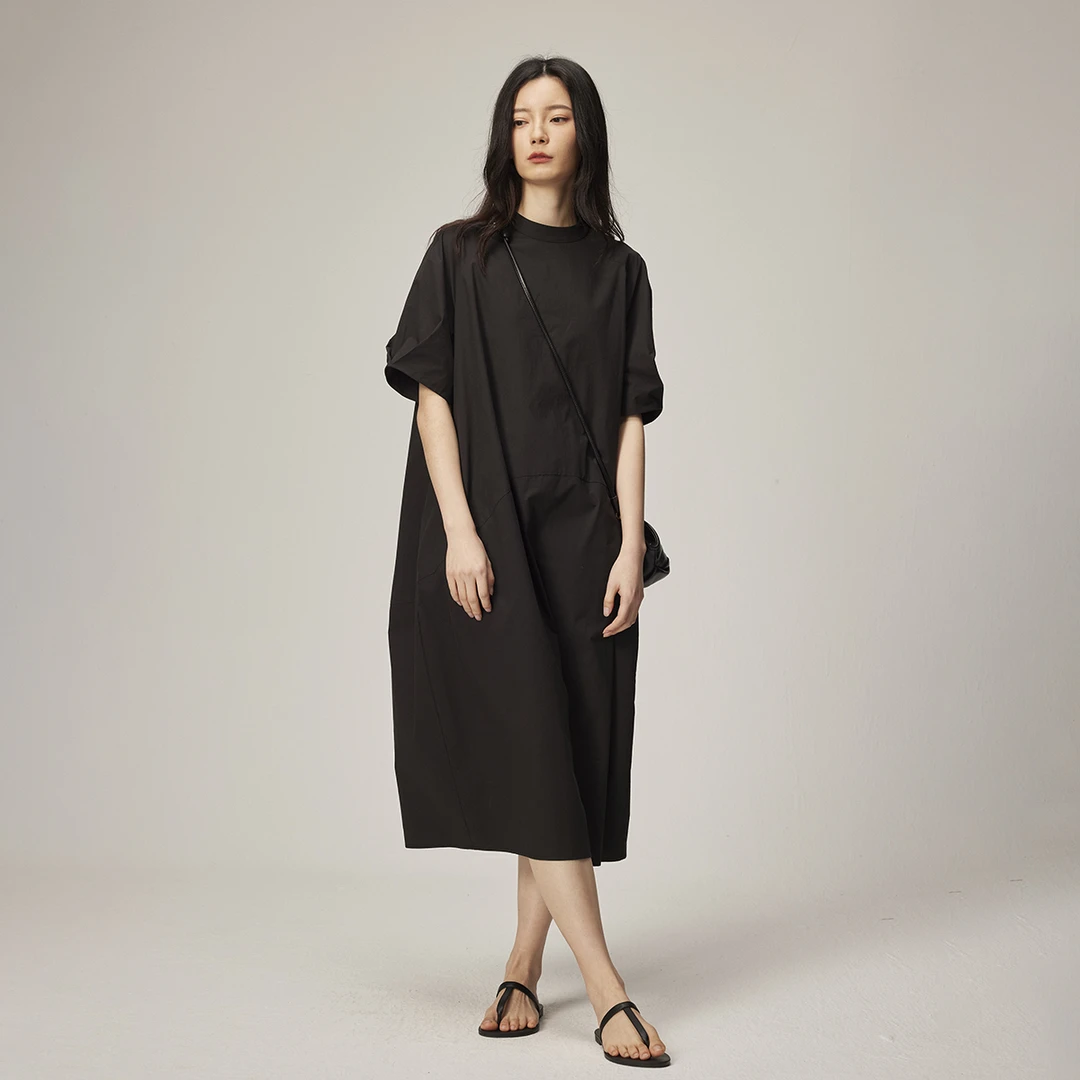 新款简约小众宽松慵懒感连衣裙法式宽松百搭茧型短袖圆领中长裙