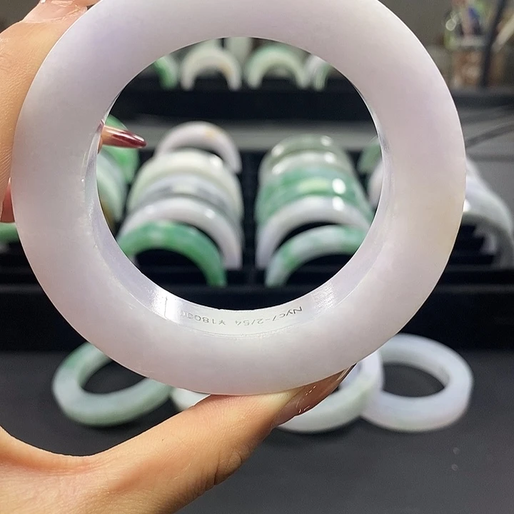 翡翠未镶嵌手镯8888888888