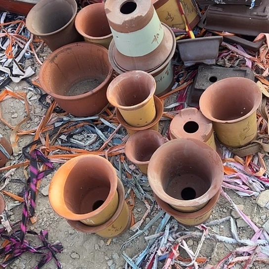 紫砂工艺厂……紫砂工艺厂……