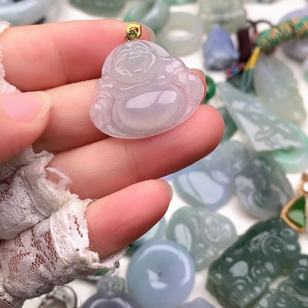 翡翠18K金镶嵌颈饰佛