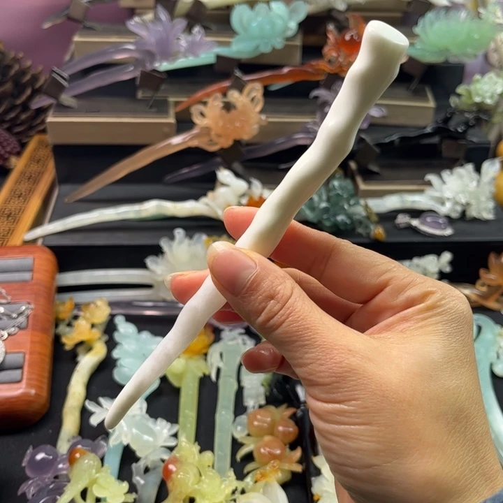 蛇纹石玉未镶嵌发饰