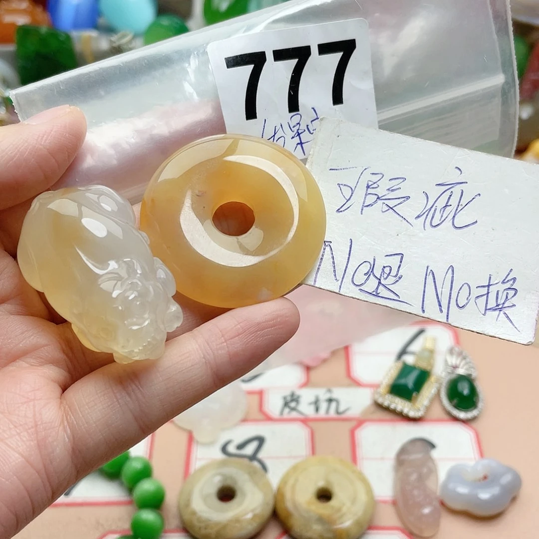 合金颈饰玛瑙/玉髓