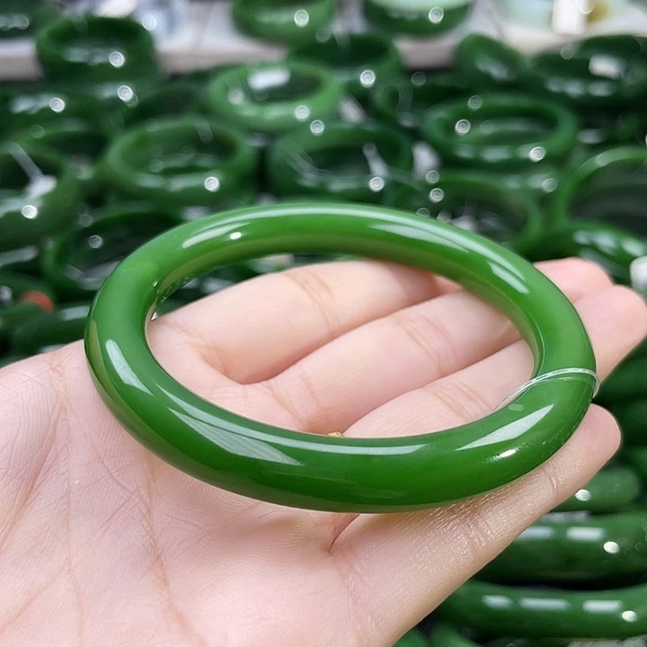 未镶嵌手镯和田玉（碧玉）