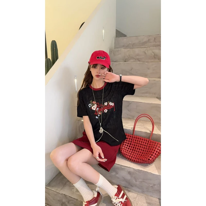 0439【夏季新款】蕾丝绣字母花朵撞色时尚圆领T恤（60317）