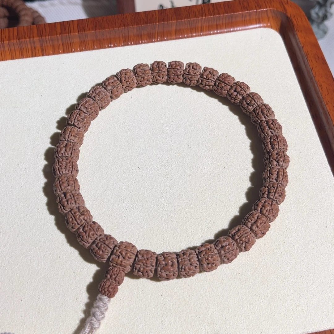 金刚菩提吊坠藏式盘龙王手持