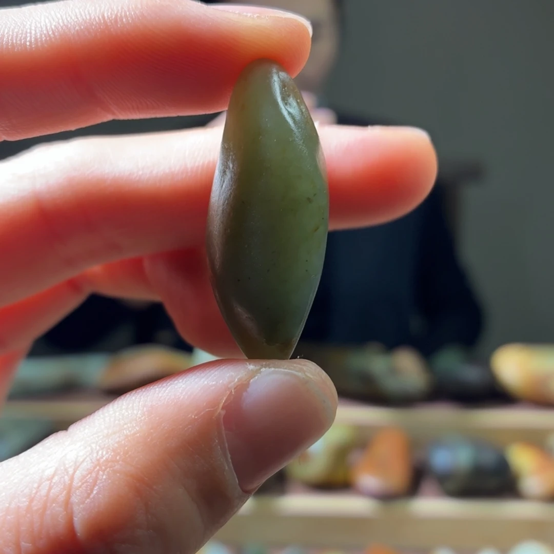 和田玉未镶嵌挂件10g