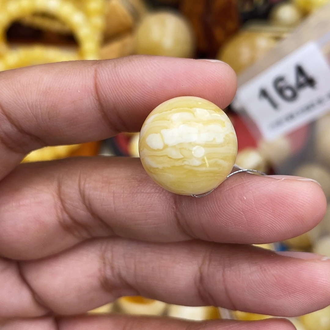 蜜蜡未镶嵌珠宝奇石粉坑18