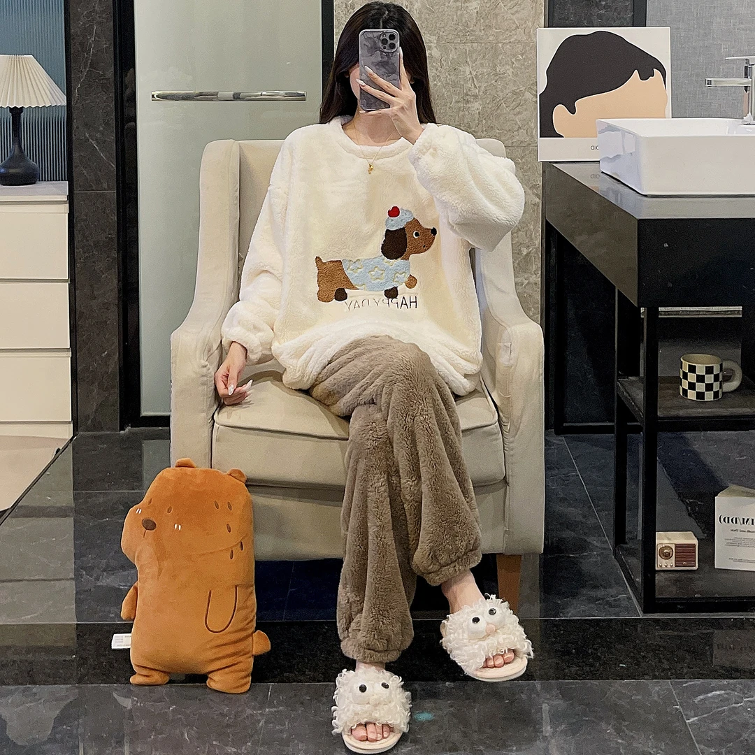 睡衣女秋冬季珊瑚绒2025年新款大码可外穿长毛绒蓝衣狗家居服套装
