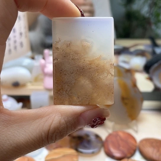 玛瑙/玉髓颈饰未镶嵌