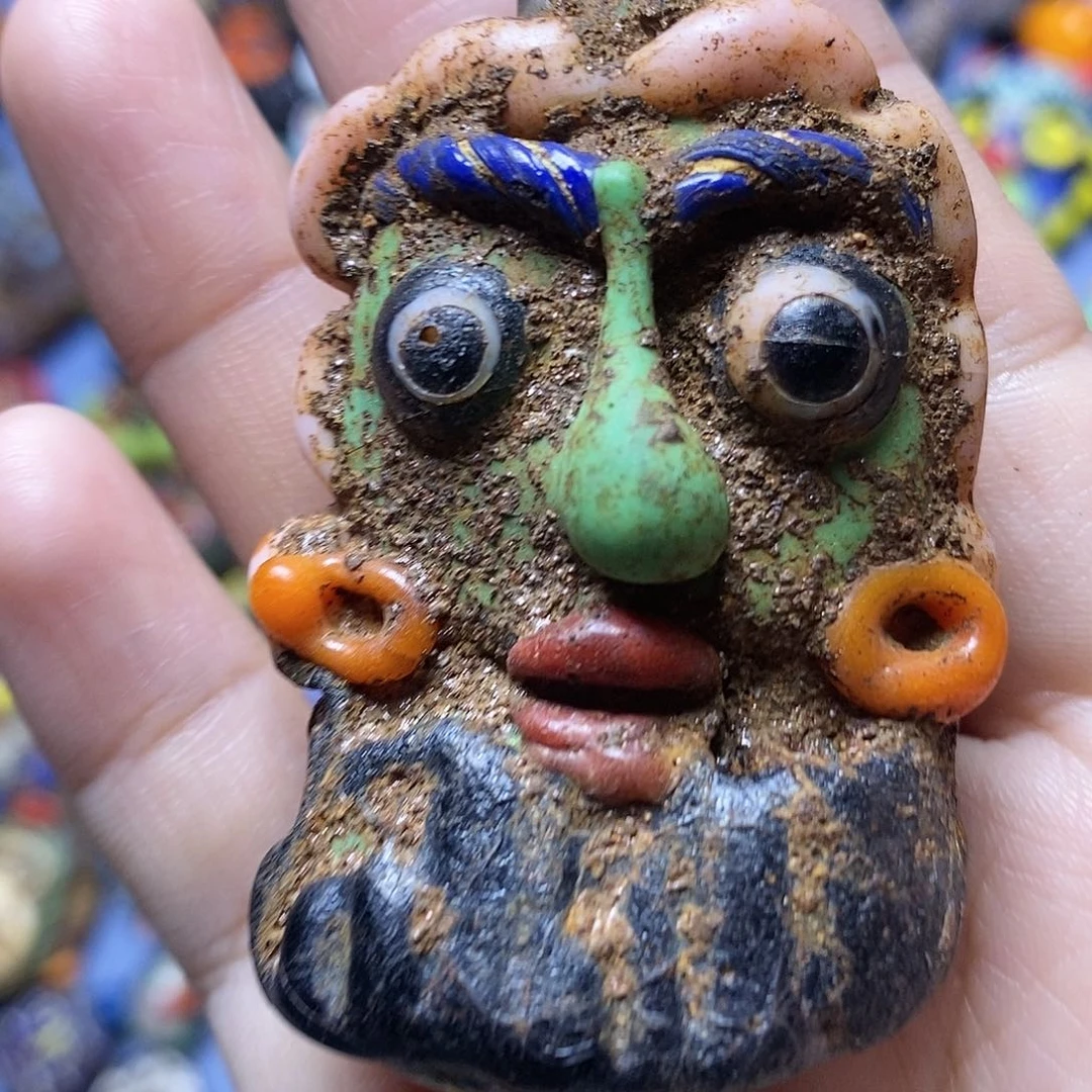 琉璃颈饰微瑕娃娃不退换