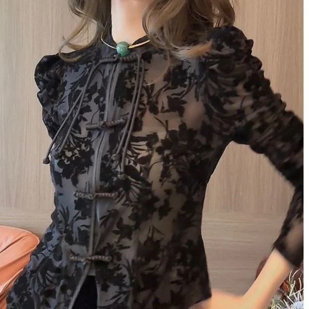 秋季新款新中式女装法式别致独特漂亮小衫2025年国风盘扣长袖衬衫