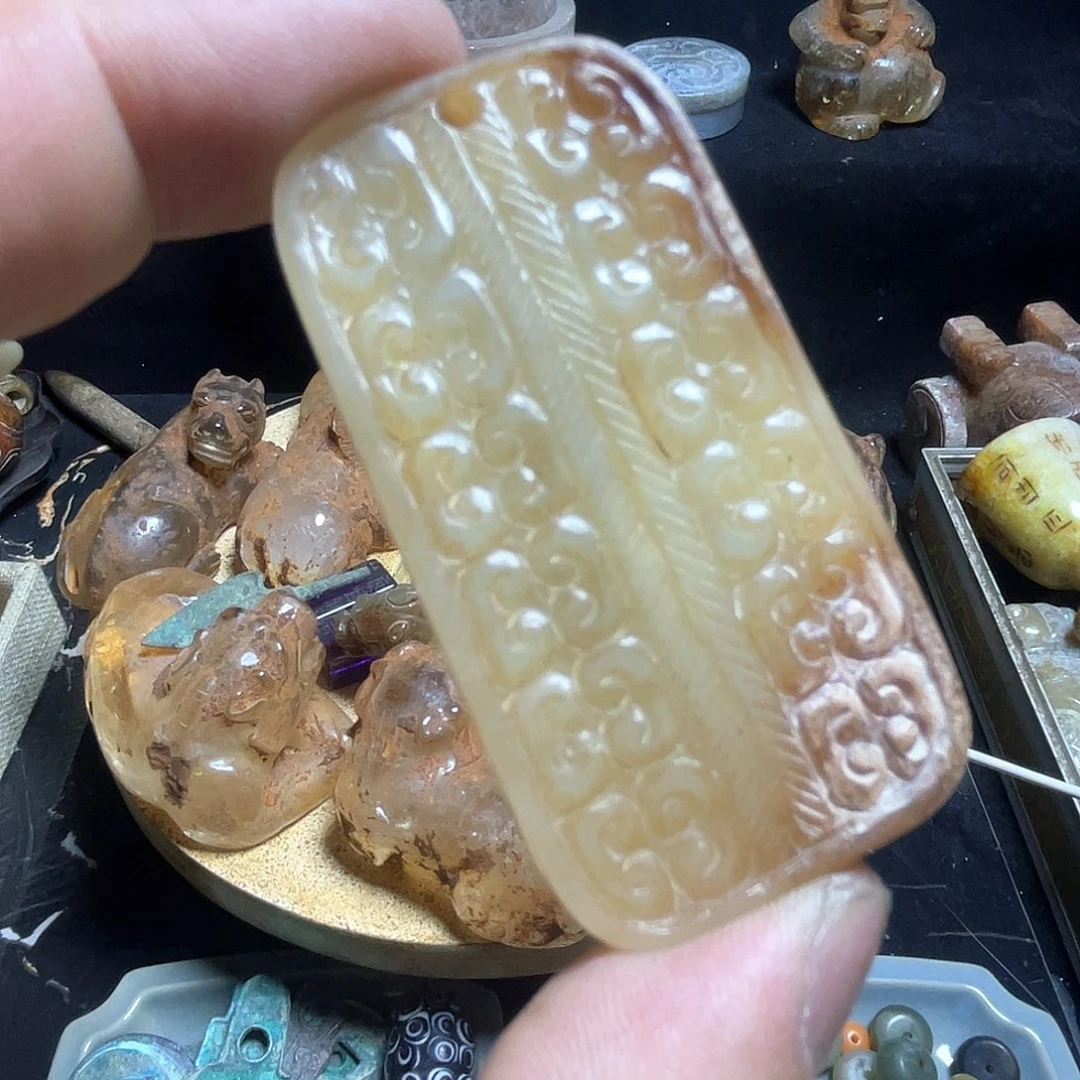 和田玉未镶嵌颈饰