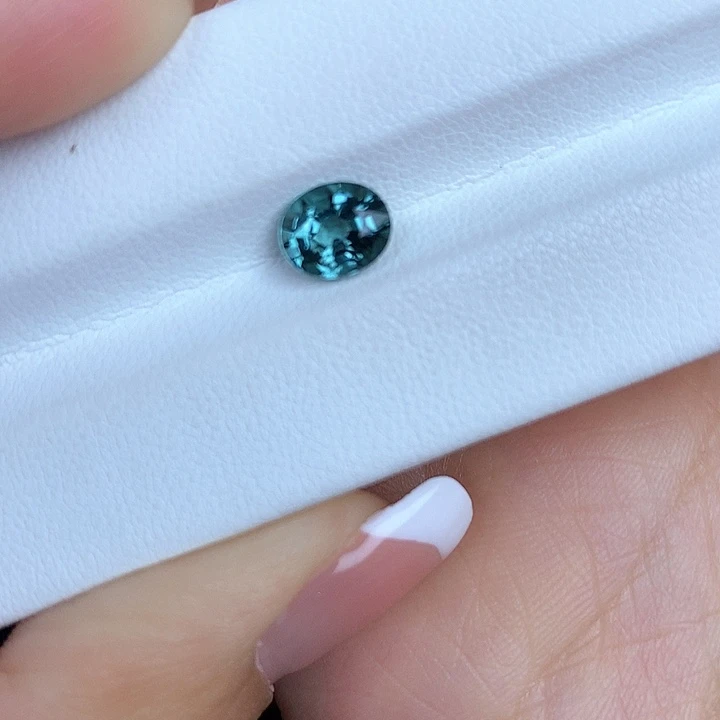 裸石未镶嵌碧玺阿富汗蓝碧玺