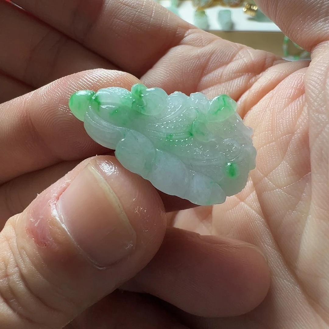 定制翡翠未镶嵌白菜