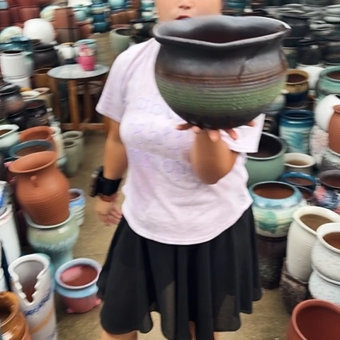 口25高18瑕疵一个盆子。