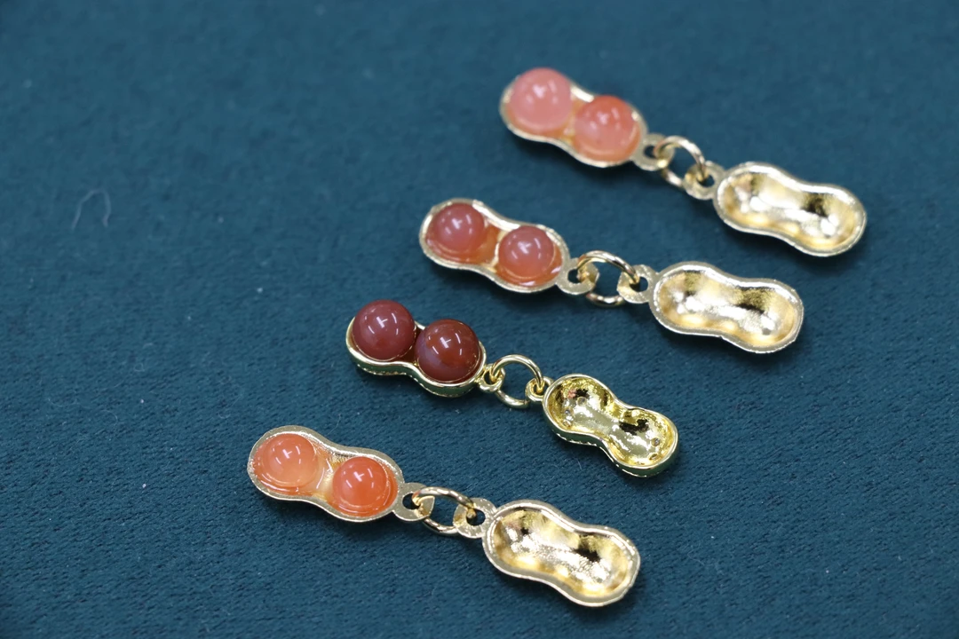 原矿无优化南红配饰花生多样性发一颗颜色尺寸随机发介意慎拍