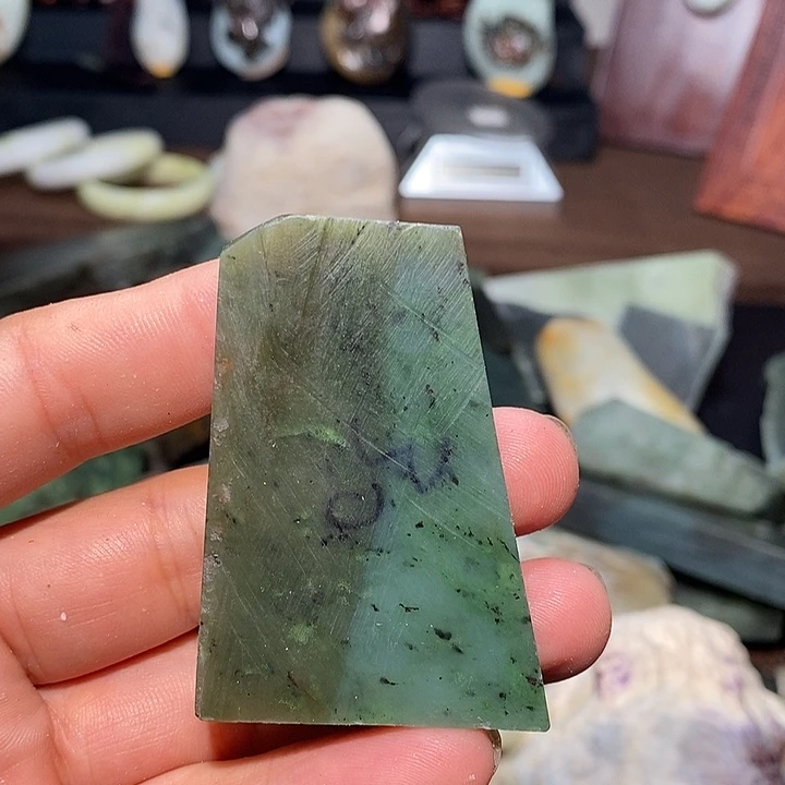 和田玉未镶嵌珠宝奇石