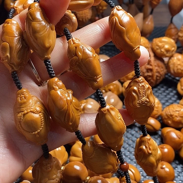 吊坠橄榄核微**暖站立弥勒