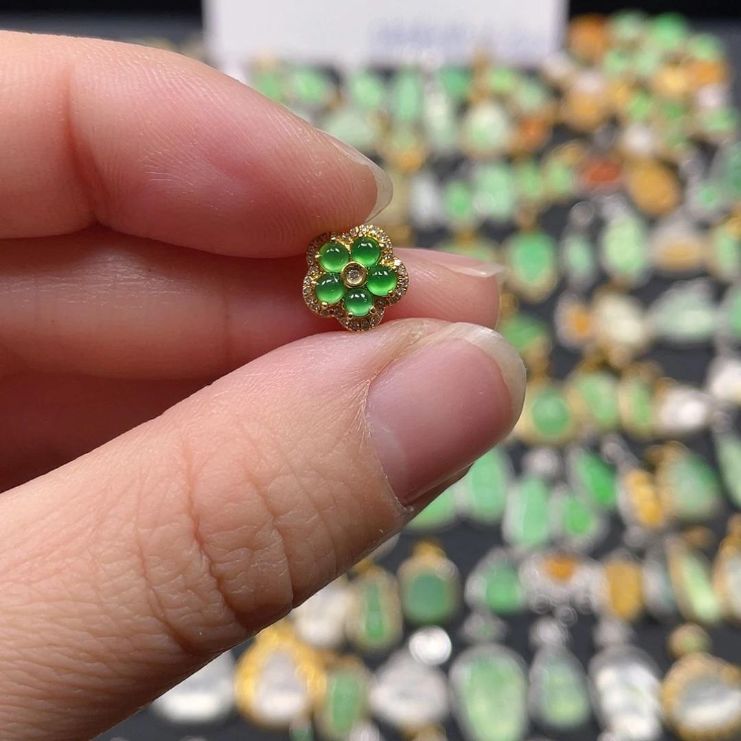 翡翠颈饰18K金镶嵌天然翡翠18k货
