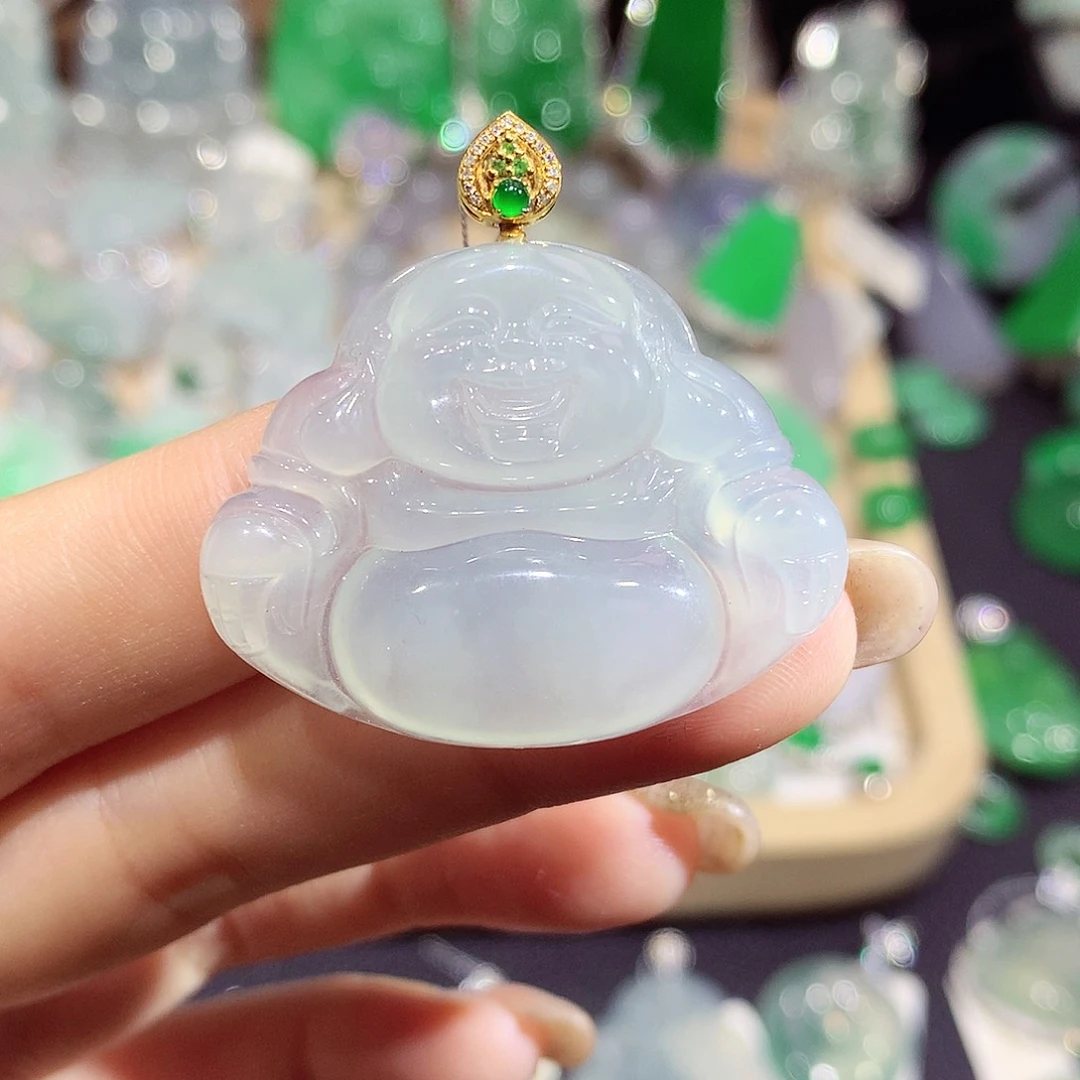 翡翠18K金镶嵌颈饰佛