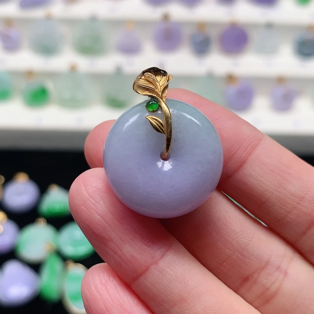 颈饰18K金镶嵌翡翠翡翠吊坠