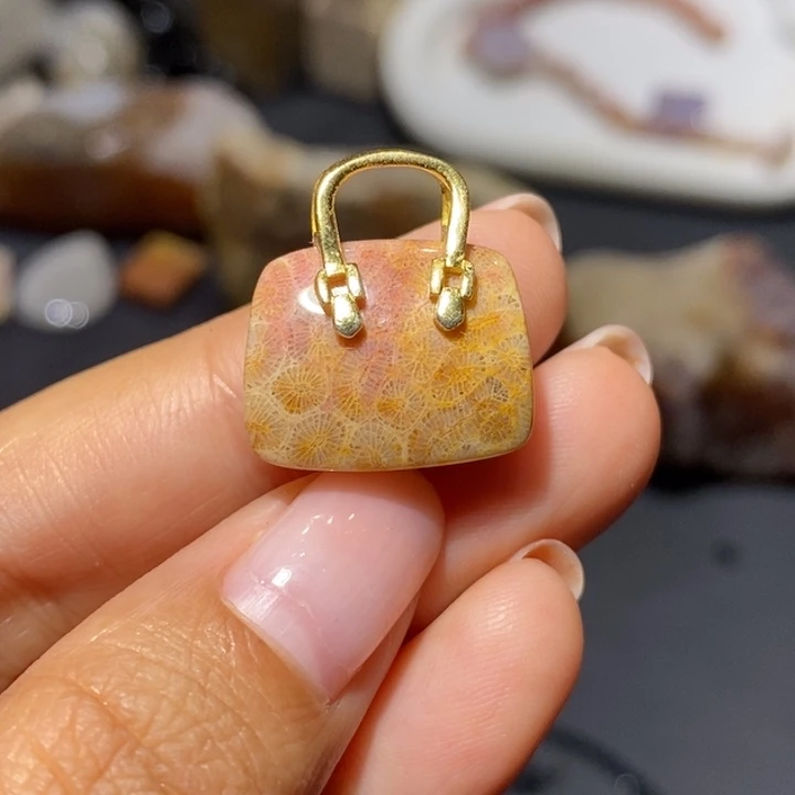 【闪购商品】未镶嵌珊瑚玉硅化玉