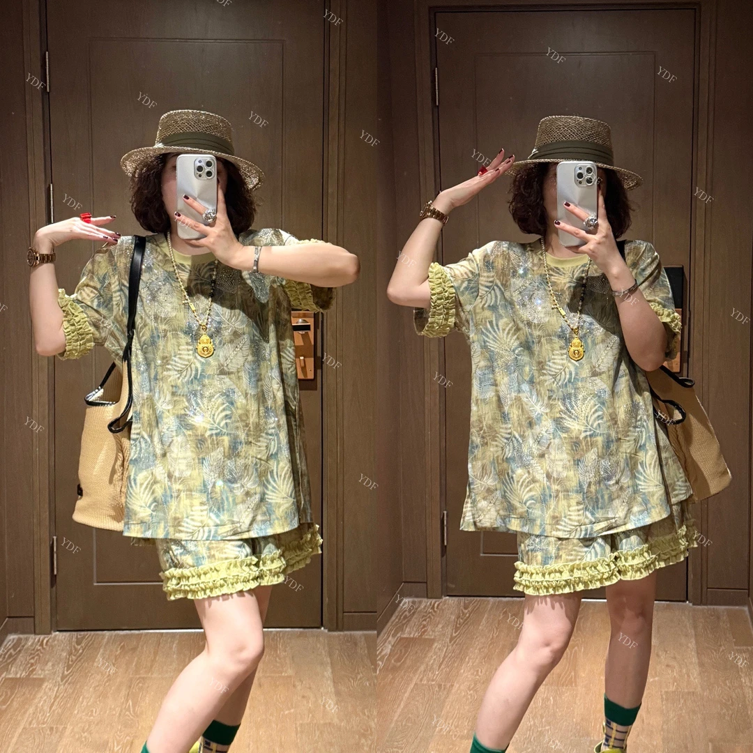 YDFSTUDIO小众【云彩画布】欧货高品重工烫钻花边设计上衣+短裤套装