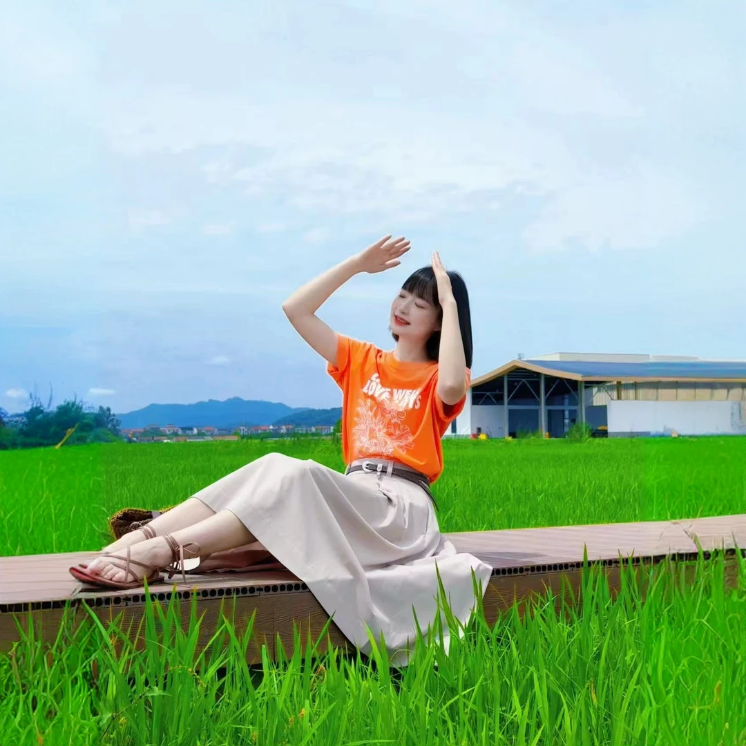 GIRDEAR/哥弟新款简约休闲百搭圆领常规版套头短袖棉T恤130091