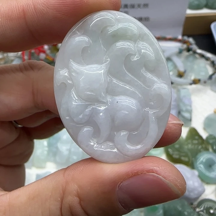 翡翠未镶嵌手链有沙坑，介意慎拍