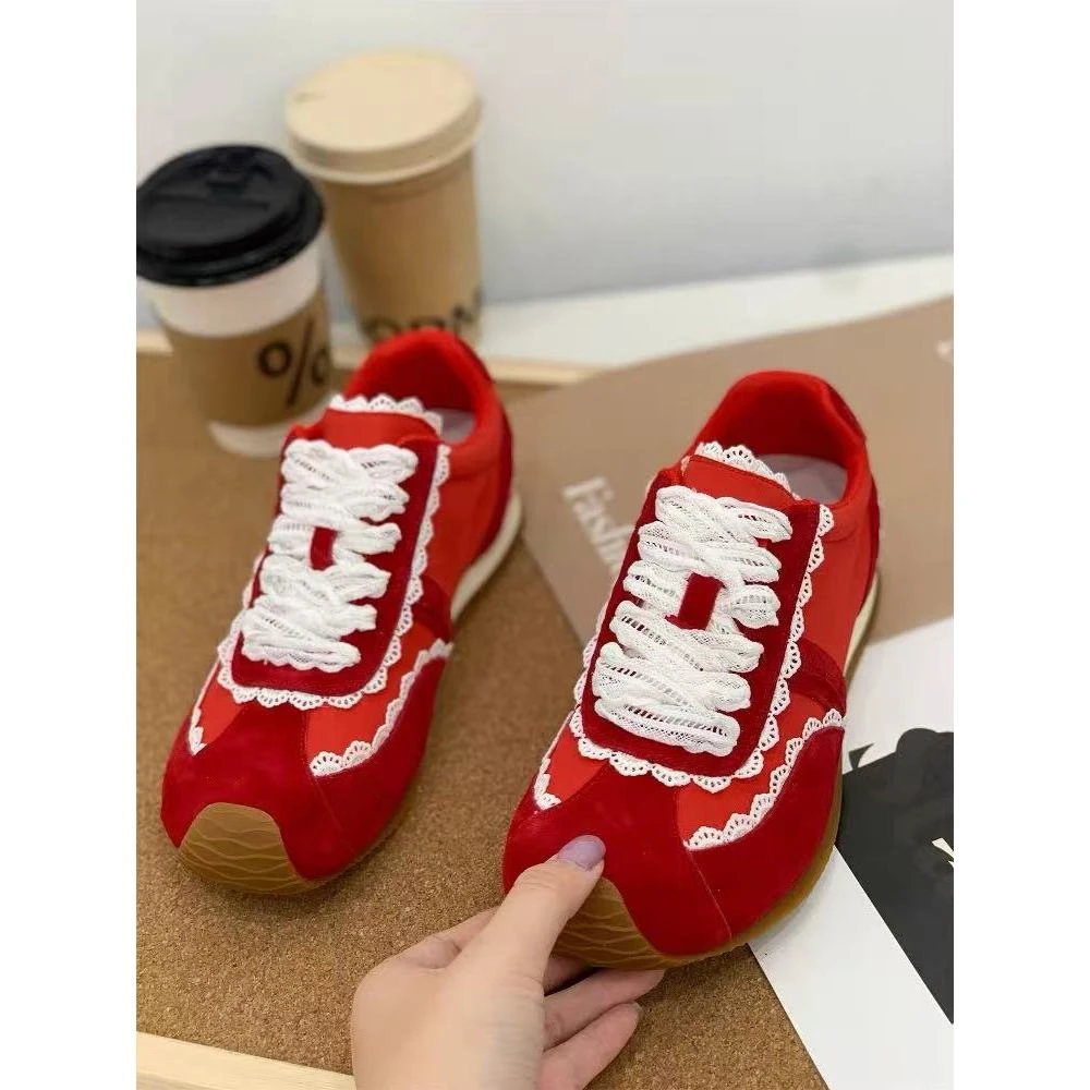 新款气质休闲百搭女士休闲鞋A/JJH/318-26