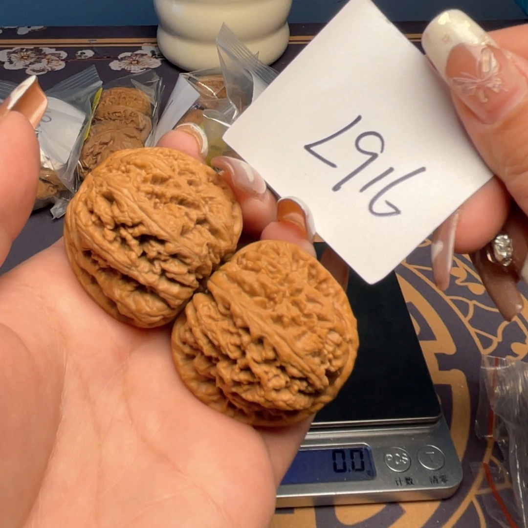 文玩核桃把件粗筋41