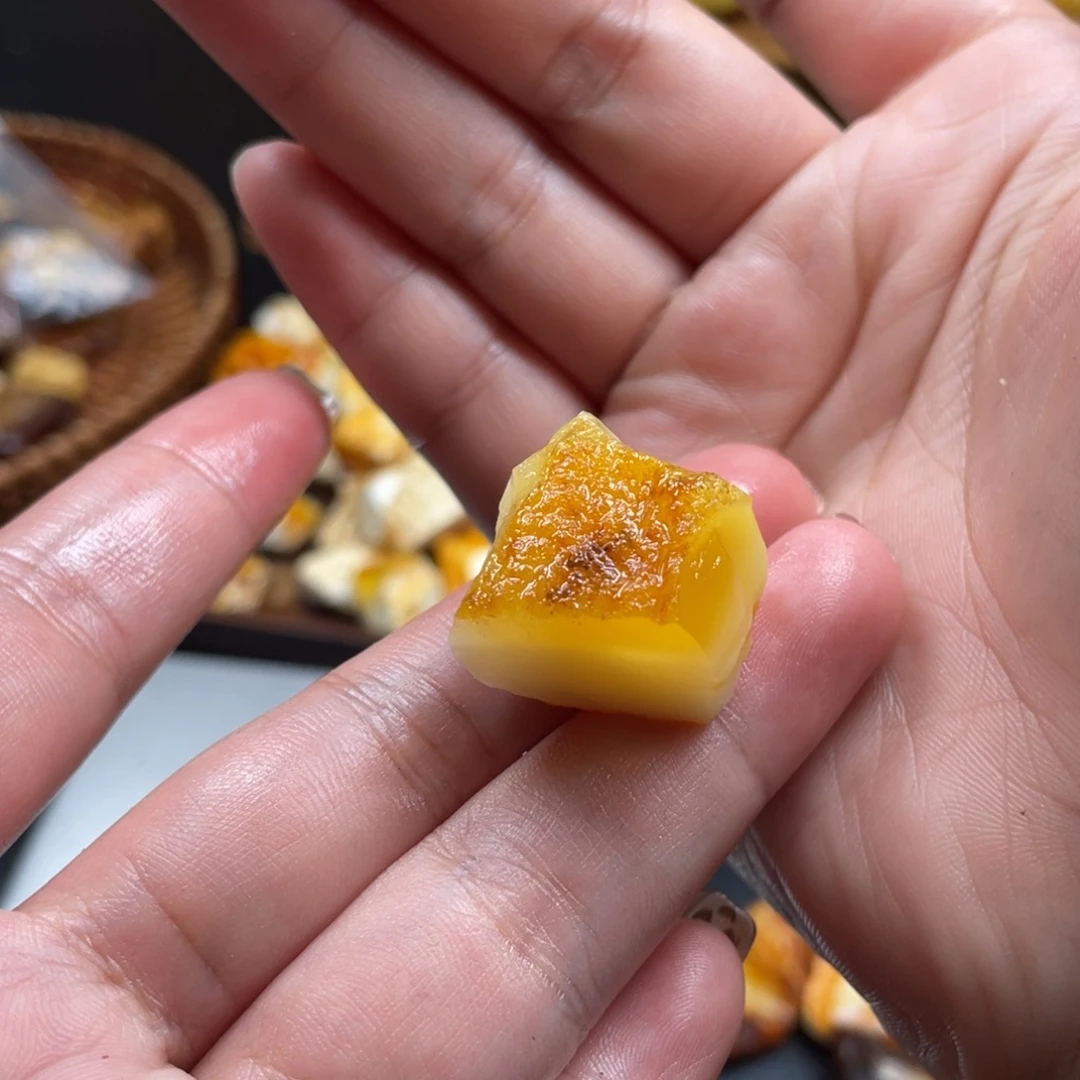 发****定制琥珀未镶嵌天然蜜蜡原石